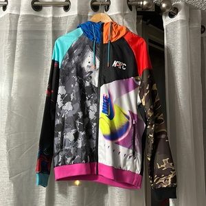 Nike sportswear zip up windbreaker hoodie multi-color men’s size large